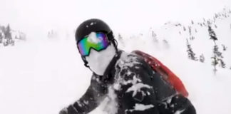 季節外れのパウダーランを楽しむショーン・ホワイト