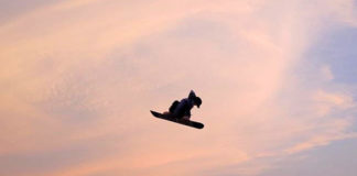 Sandboxシルエットが美しい宗野かれんの富山シーン