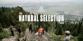 真夏の最中に冬のNatural Selectionのため準備するトラビス・ライスたち