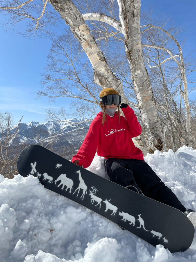 ファンが年々増加しているnoah snowboarding japanから注目のモデルを ...