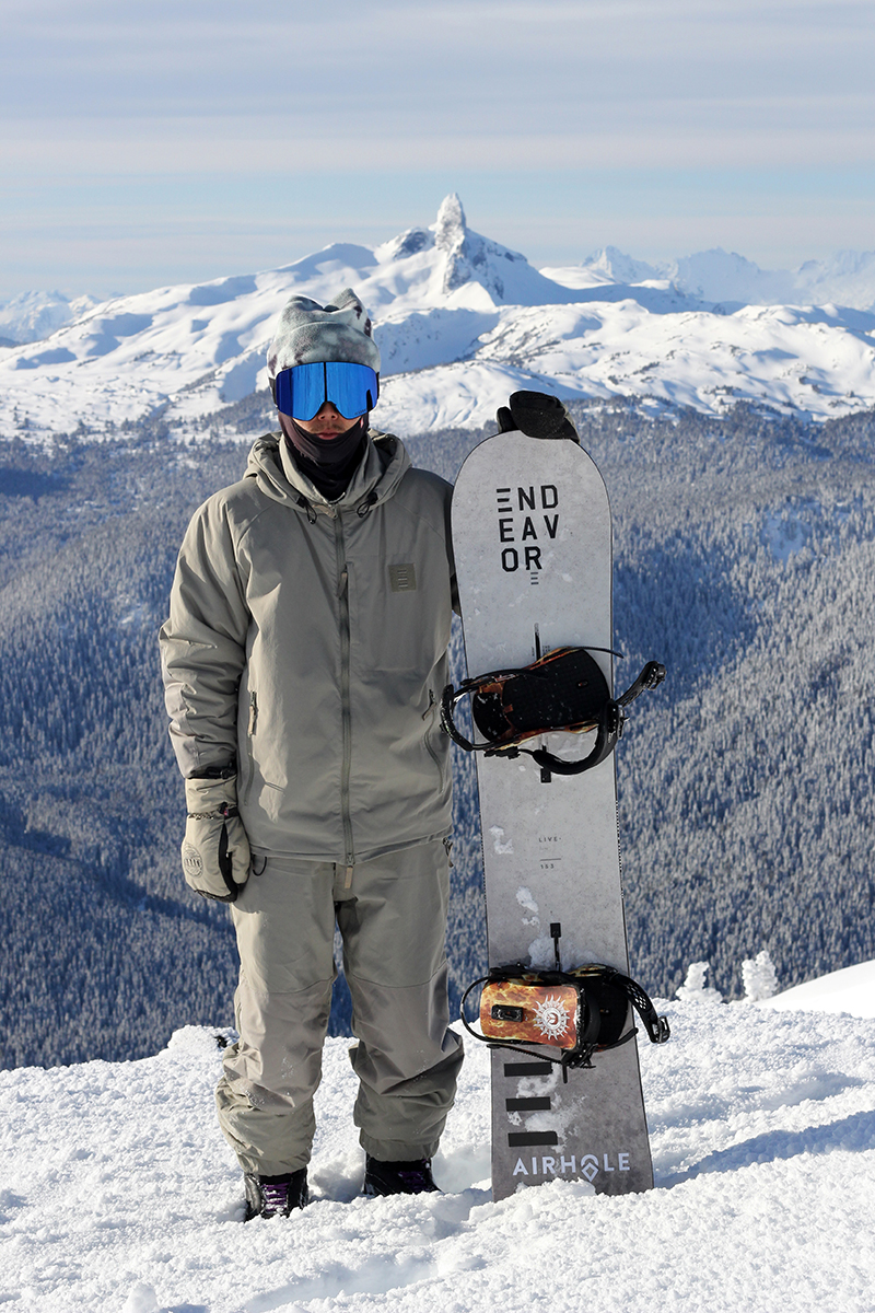 ENDEAVOR SNOWBOARDS モデル名LIVEの使用レポート！「何でもいけるいい板」by RYO 日本一わかりやすいスノーボード