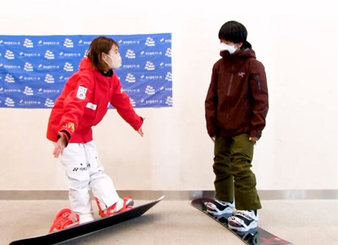 SAJデモンストレーター宮﨑郁美による室内でもできるスノーボード・レッスン - 日本一わかりやすいスノーボードサイト!DMKsnowboard