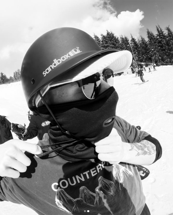 これはオシャレ！SANDBOXヘルメットのつば付きにさらに下につば付き