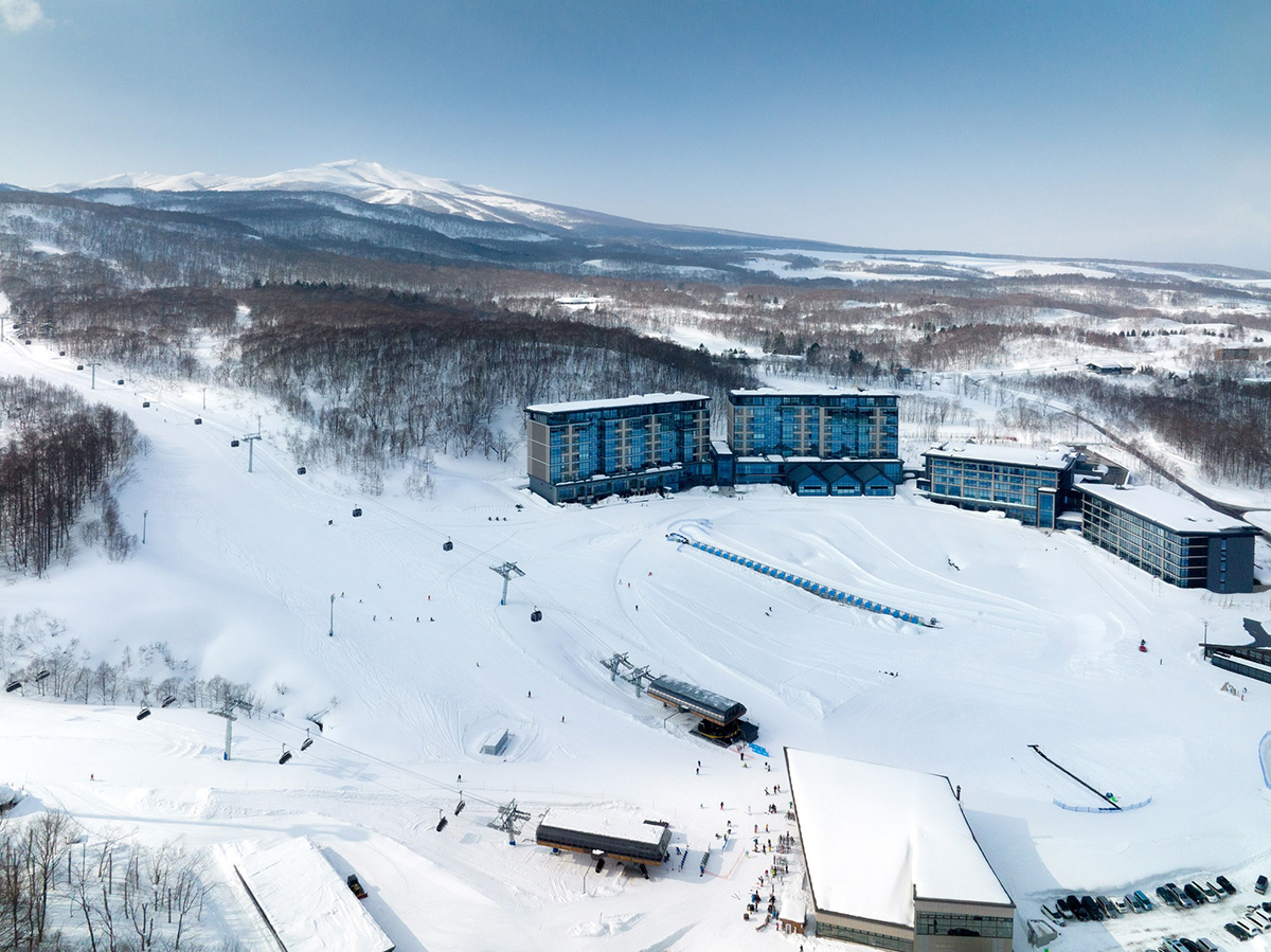 ニセコでバブル現象！豪華なルイ・ヴィトンのゴンドラとは？ | 日本一