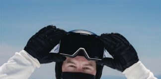 ショーン・ホワイトが太っ腹!全キャンパーにボードプレゼント!!