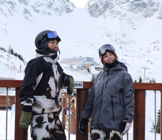 【完全ガイド】スノーボード初心者のウエアの選び方|失敗しないポイントとおすすめコーデ