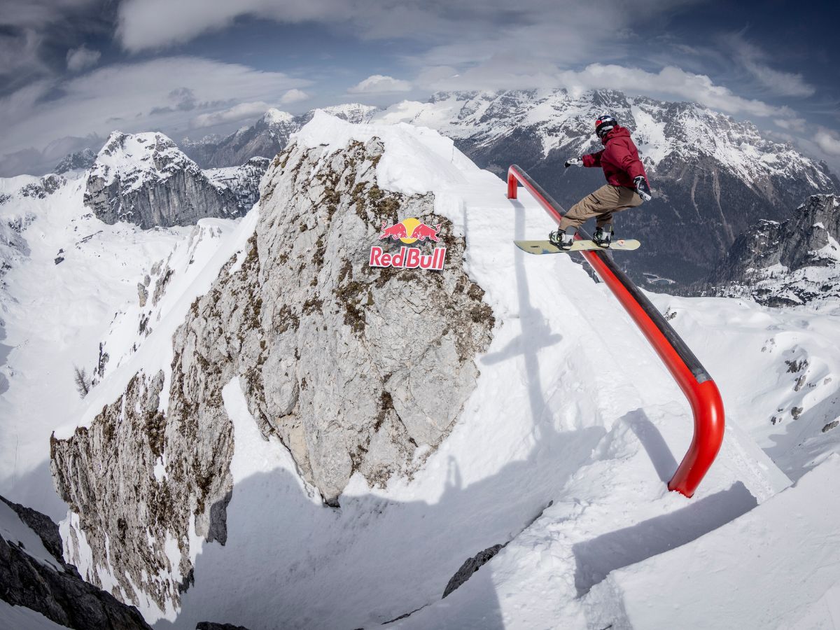 NO FALL ZONE──一切のミスが許されない110mの奈落へ | 日本一