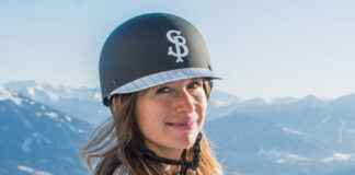 オシャレなカラーが豊富!あえて“被りたくなる”SANDBOXスノーヘルメット