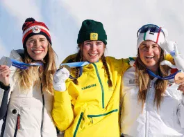 女子スノーボードクロス ジョジー・バフが金メダル獲得