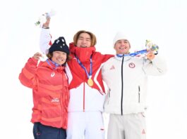 男子スロープスタイルで長谷川帝勝が銀メダル 日本勢“鬼門”突破の快挙